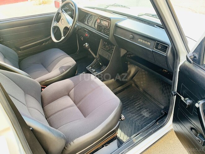 LADA (VAZ) 2107 2010, 179,800 km - 1.6 л - Bakı
