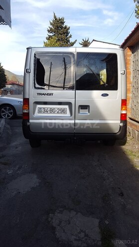 Ford Transit 2001, 390,000 km - 2.4 л - Qax