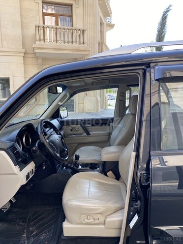 Mitsubishi Pajero 2007, 245,000 km - 3.0 л - Bakı