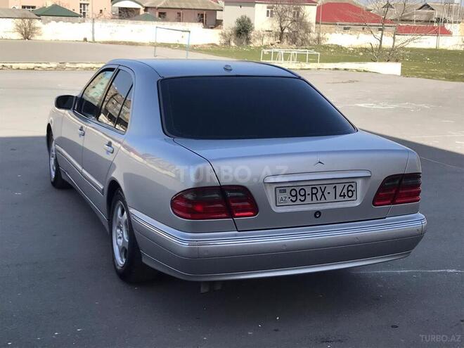Mercedes E 270 2001, 413,000 km - 2.7 l - Sumqayıt