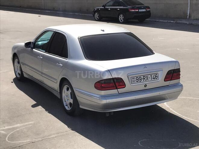 Mercedes E 270 2001, 413,000 km - 2.7 l - Sumqayıt