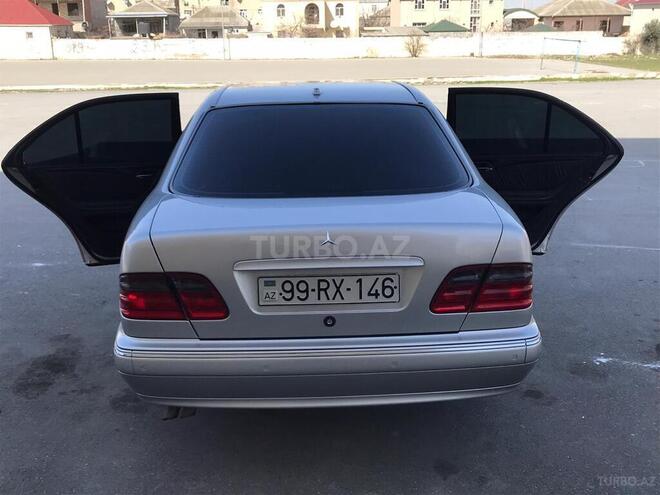Mercedes E 270 2001, 413,000 km - 2.7 l - Sumqayıt
