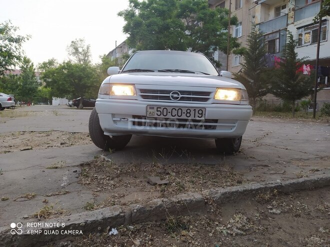 Opel Astra 1992, 236,256 km - 1.7 l - Sumqayıt