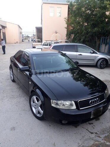 Audi A4 2003, 247,000 km - 1.8 l - Bakı