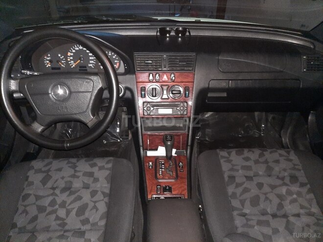Mercedes C 180 1999, 253,000 km - 1.8 л - Gəncə