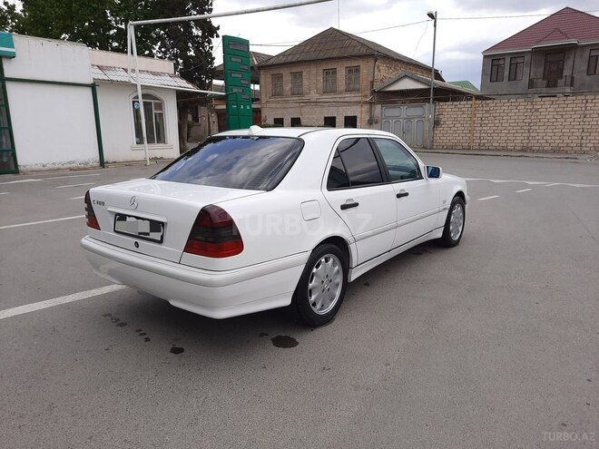 Mercedes C 180 1999, 253,000 km - 1.8 л - Gəncə