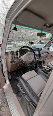 Toyota Land Cruiser 2011, 70,000 km - 4.2 l - Bakı