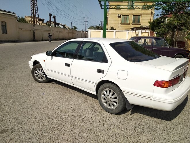 Toyota Camry 2001, 354,000 km - 2.2 l - Bakı