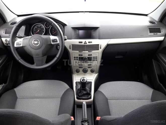 Opel Astra 2009, 230,000 km - 1.3 л - Bakı
