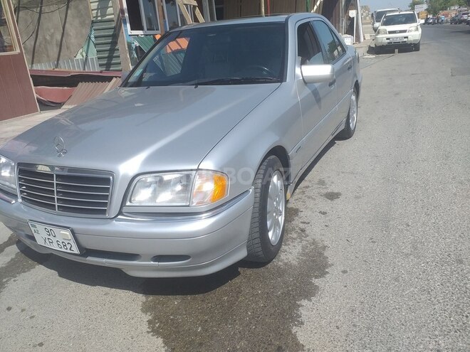 Mercedes C 240 2000, 300,000 km - 2.8 l - Bakı