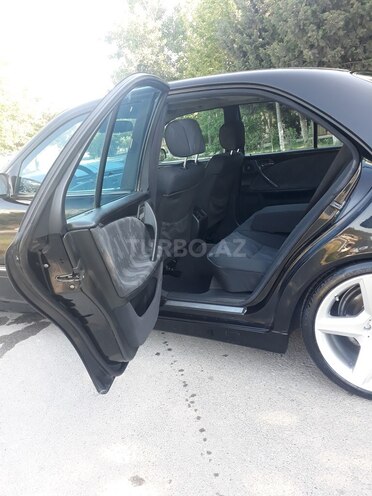 Mercedes E 320 2001, 256,321 km - 3.2 l - Xırdalan