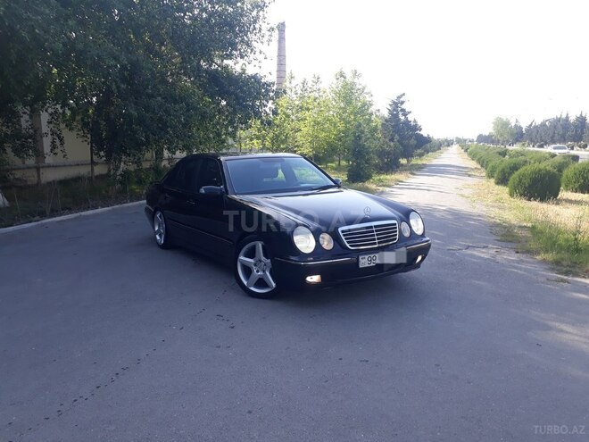 Mercedes E 320 2001, 256,321 km - 3.2 l - Xırdalan