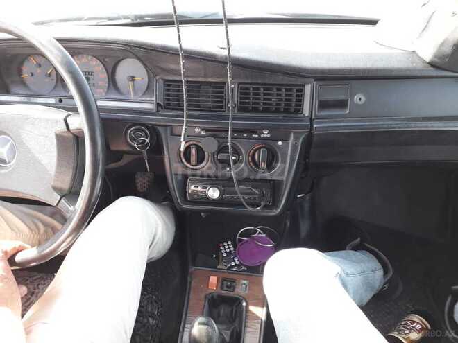 Mercedes 190 1991, 240,000 km - 1.8 l - Xırdalan
