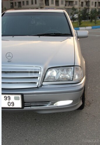 Mercedes C 240 1998, 232,000 km - 2.4 l - Sumqayıt