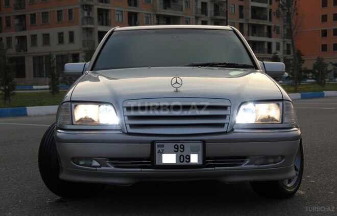 Mercedes C 240 1998, 232,000 km - 2.4 l - Sumqayıt