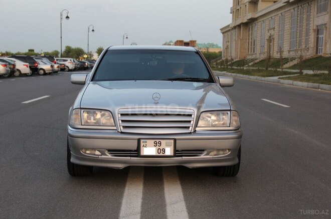 Mercedes C 240 1998, 232,000 km - 2.4 l - Sumqayıt
