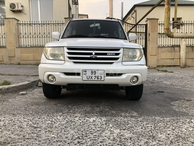 Mitsubishi Pajero io 2000, 186,000 km - 2.0 l - Bakı