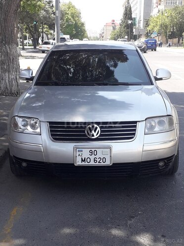 Volkswagen Passat 2004, 260,000 km - 1.8 l - Bakı