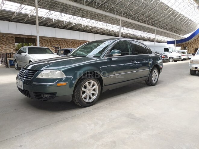 Volkswagen Passat 2004, 212,000 km - 1.8 l - Gəncə