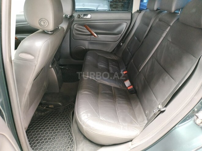 Volkswagen Passat 2004, 212,000 km - 1.8 l - Gəncə