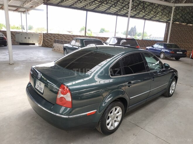 Volkswagen Passat 2004, 212,000 km - 1.8 l - Gəncə