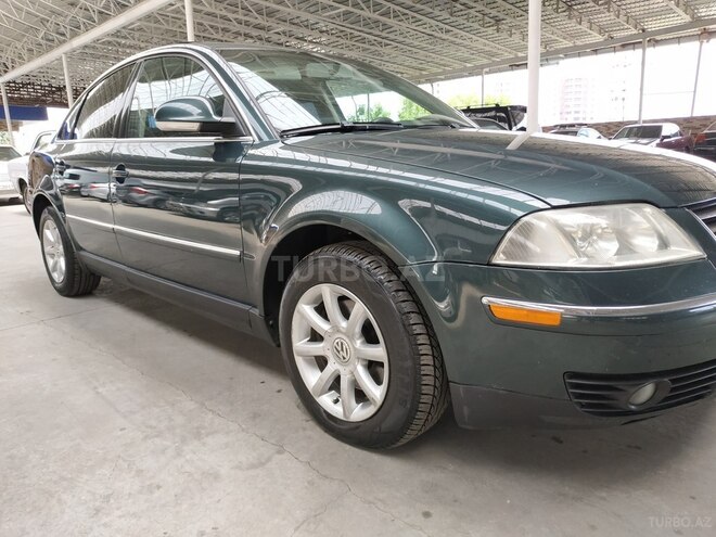 Volkswagen Passat 2004, 212,000 km - 1.8 l - Gəncə