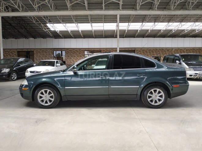 Volkswagen Passat 2004, 212,000 km - 1.8 l - Gəncə