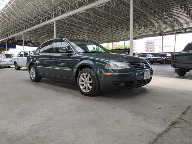 Volkswagen Passat 2004, 212,000 km - 1.8 l - Gəncə