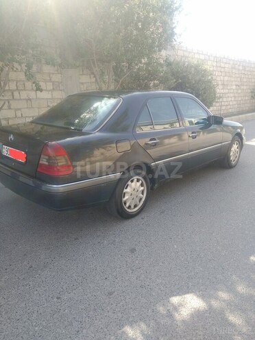 Mercedes C 250 1995, 321,452 km - 2.5 l - Bakı