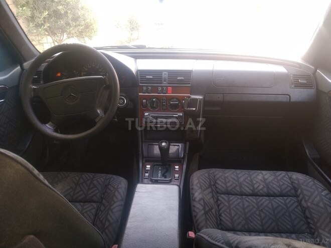 Mercedes C 250 1995, 321,452 km - 2.5 l - Bakı