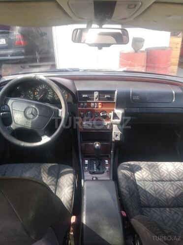 Mercedes C 250 1995, 321,452 km - 2.5 l - Bakı
