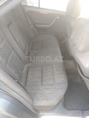 Mercedes C 250 1995, 321,452 km - 2.5 l - Bakı