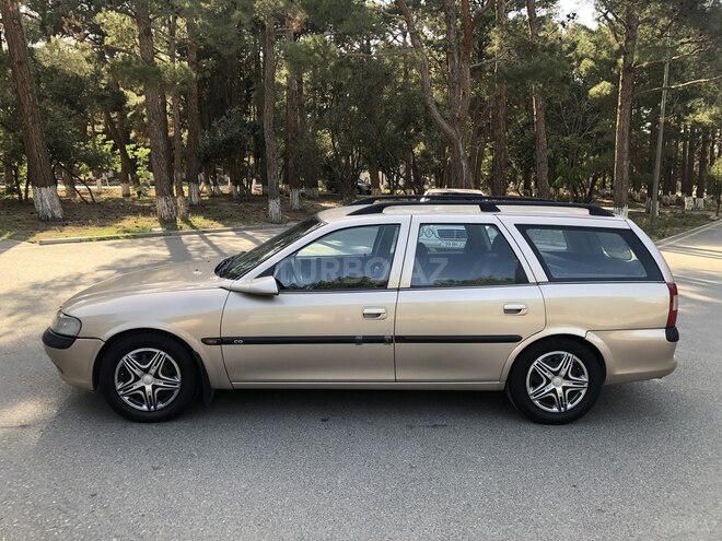 Opel Vectra 1998, 310,000 km - 2.0 l - Sumqayıt