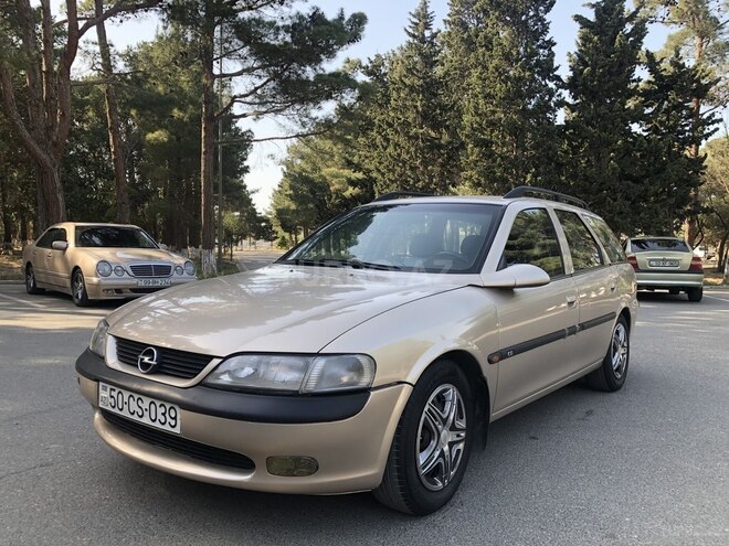 Opel Vectra 1998, 310,000 km - 2.0 l - Sumqayıt