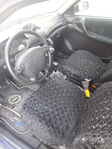 Opel Astra 1996, 327,000 km - 1.6 л - Bakı