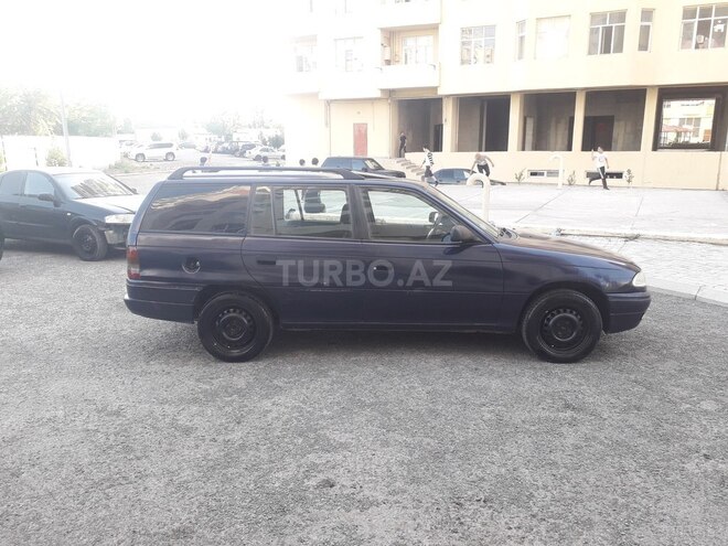 Opel Astra 1996, 327,000 km - 1.6 л - Bakı
