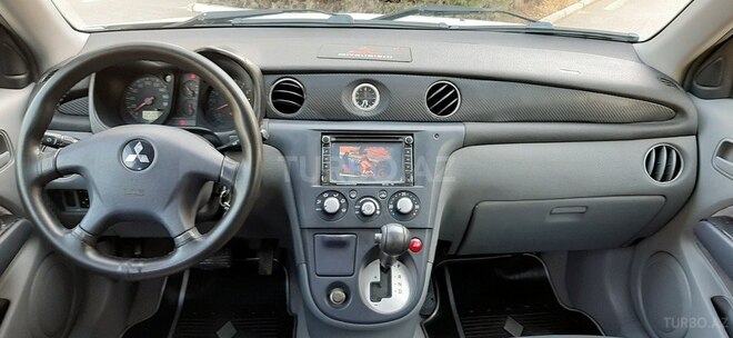 Mitsubishi Airtrek 2002, 246,796 km - 2.4 л - Sumqayıt
