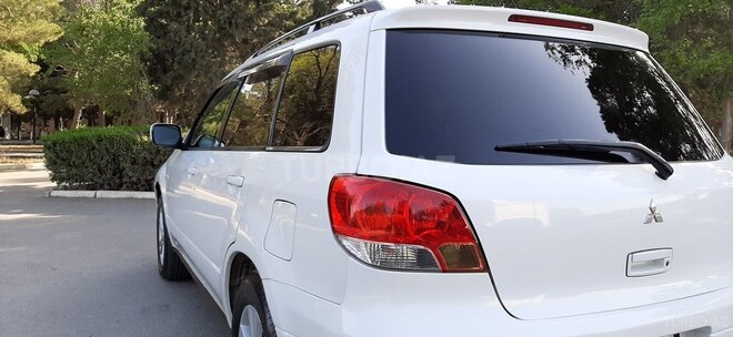 Mitsubishi Airtrek 2002, 246,796 km - 2.4 л - Sumqayıt