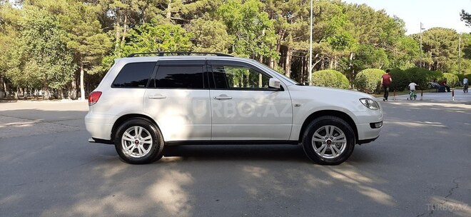 Mitsubishi Airtrek 2002, 246,796 km - 2.4 л - Sumqayıt
