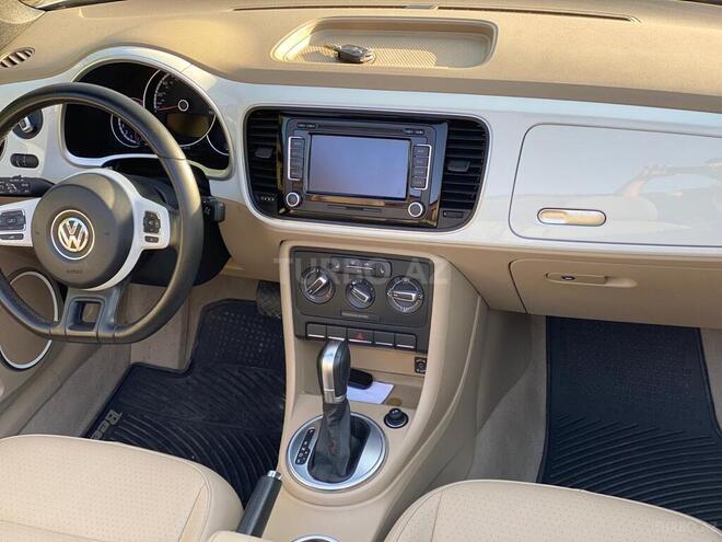 Volkswagen Beetle 2015, 61,500 km - 1.8 л - Bakı
