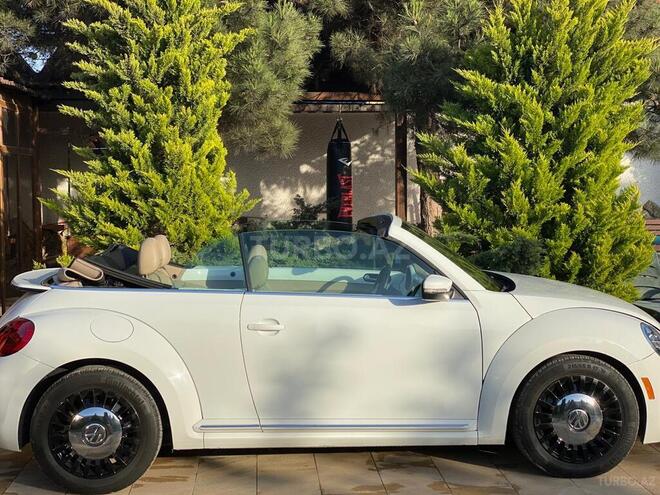 Volkswagen Beetle 2015, 61,500 km - 1.8 л - Bakı