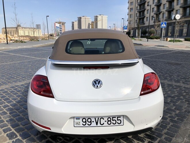 Volkswagen Beetle 2015, 61,500 km - 1.8 л - Bakı