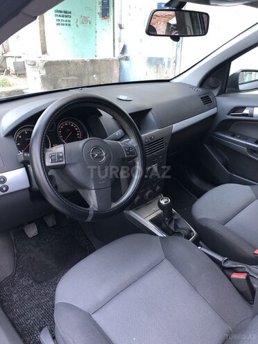 Opel Astra 2006, 133,600 km - 1.3 l - Bakı