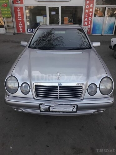 Mercedes E 240 1999, 20,400 km - 2.4 л - Gəncə