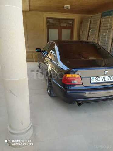 BMW 525 2001, 379,000 km - 2.5 l - Sumqayıt