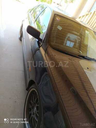 BMW 525 2001, 379,000 km - 2.5 l - Sumqayıt