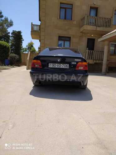 BMW 525 2001, 379,000 km - 2.5 l - Sumqayıt
