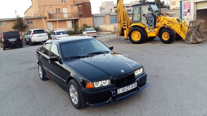 BMW 318 1993, 357,000 km - 1.6 л - Bakı