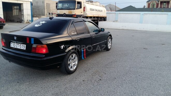 BMW 318 1993, 357,000 km - 1.6 л - Bakı