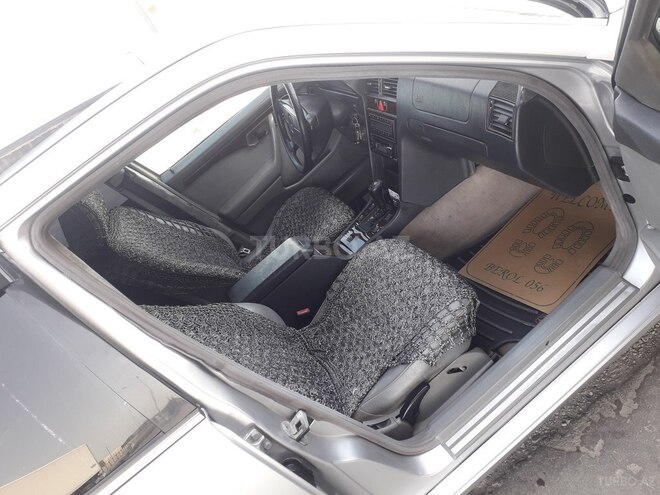 Mercedes C 230 1998, 241,580 km - 2.3 l - Sumqayıt